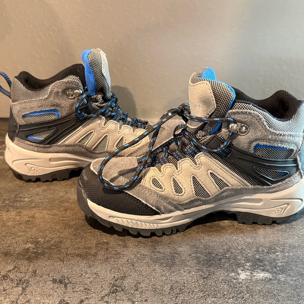 Kids Hiking Trail Boots - Gray and Blue